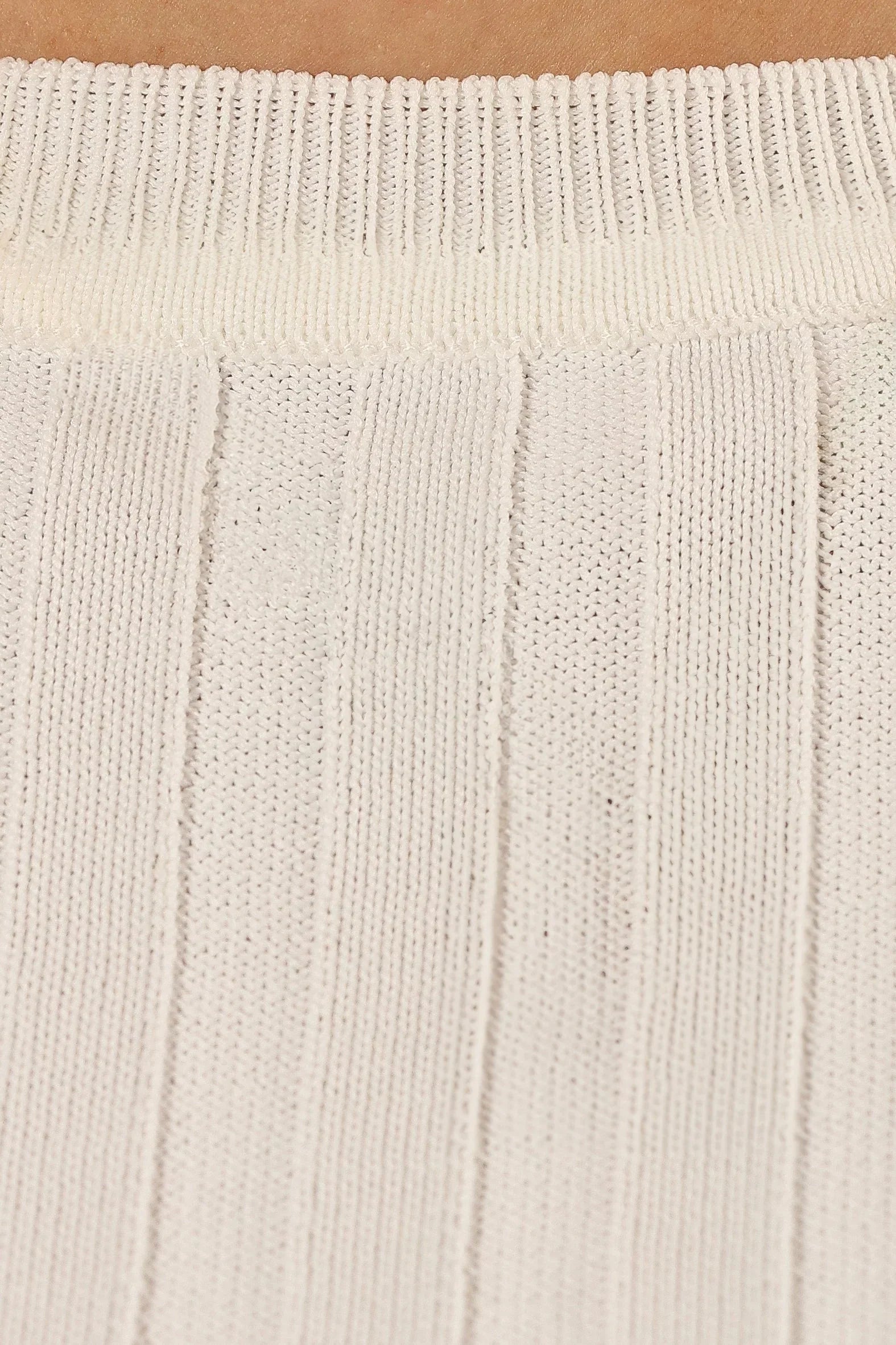 Aneesa Wide Rib Knit Top - White