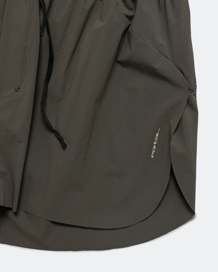 Ambit Ultra Short - Beluga/Dark Olive