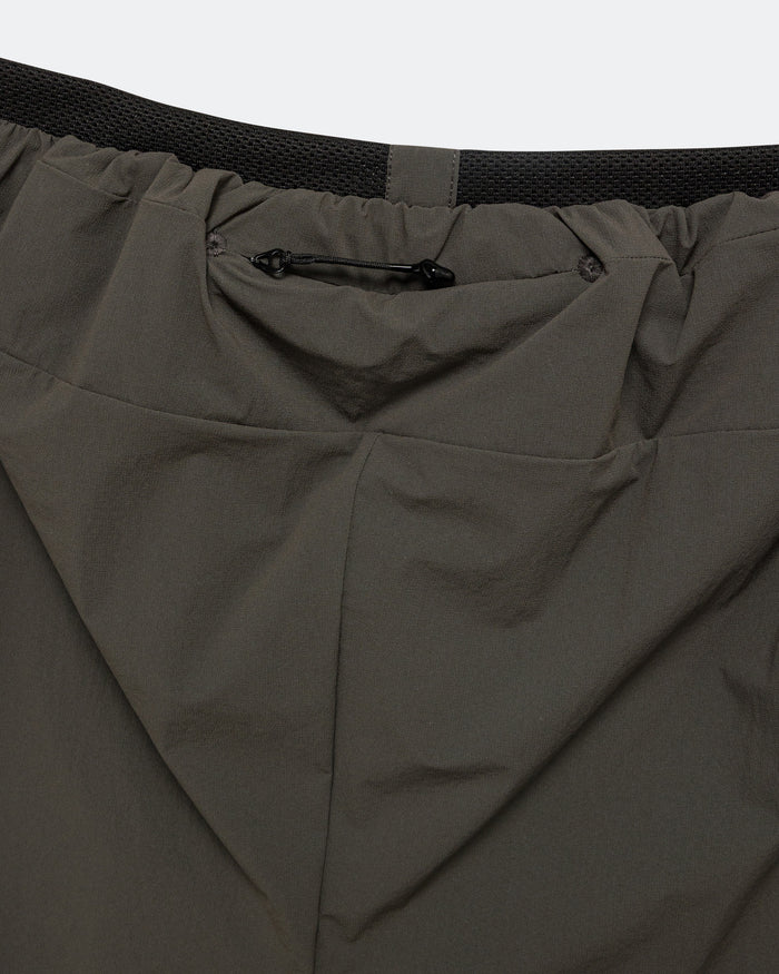 Ambit Ultra Short - Beluga/Dark Olive