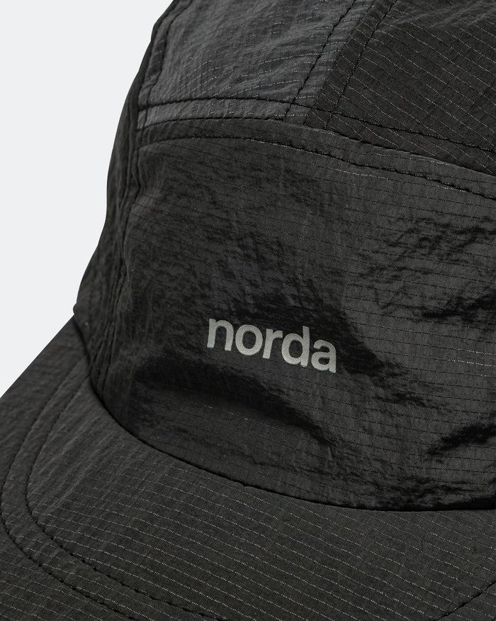 Luster Cap - Black