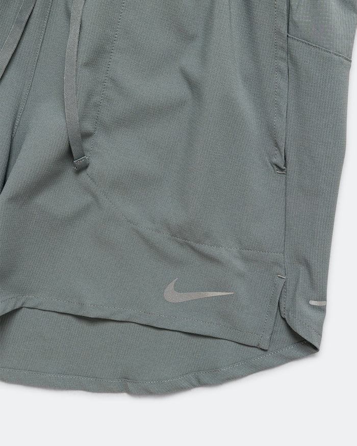 Mens Dri-FIT Stride 5in Brief Lined Running Shorts - Smoke Grey/Reflective Silver