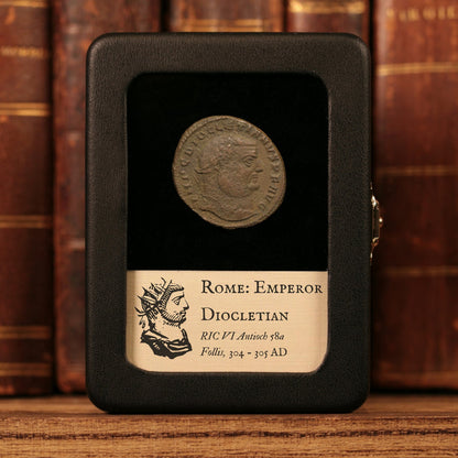 Rome, Emperor Diocletian, AE Follis, Genius (Divinity) - 304 to 305 CE - Roman Empire