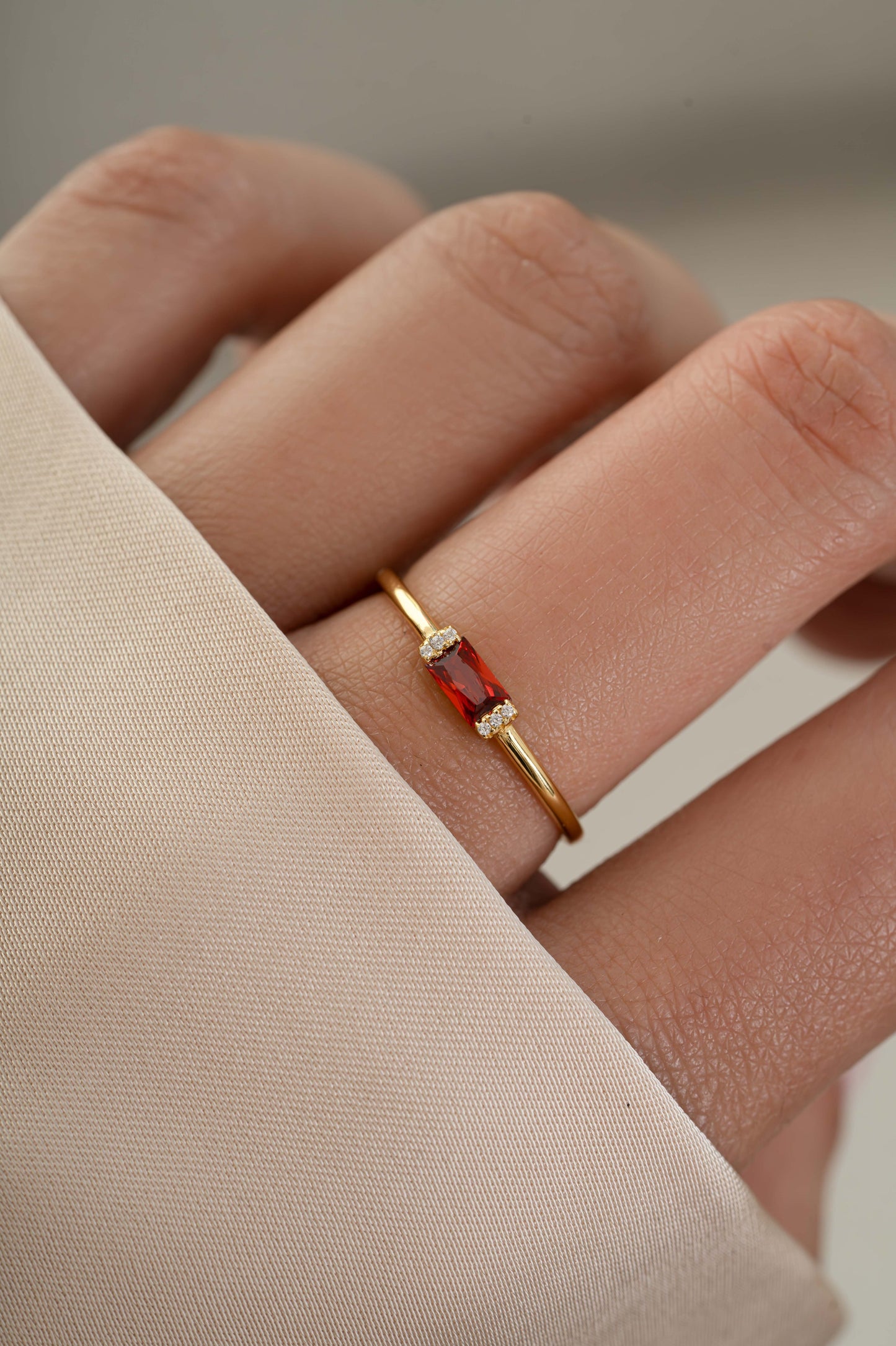 Garnet Simple Baguette Ring