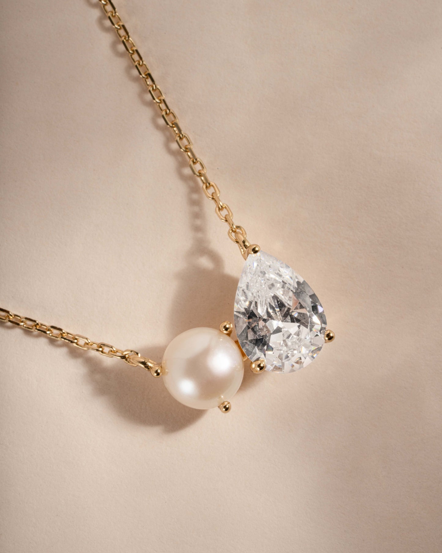 Toi et Moi Pearl Necklace