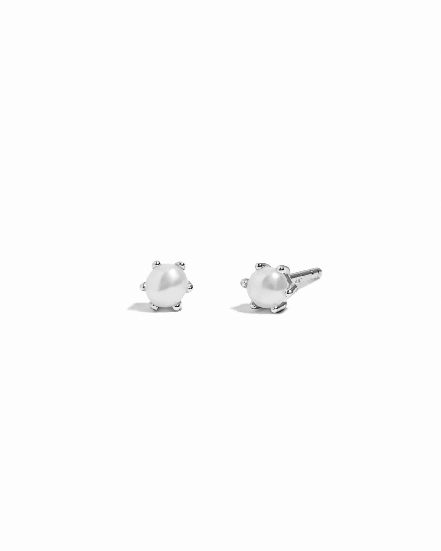 Dainty Pearl Stud Earrings