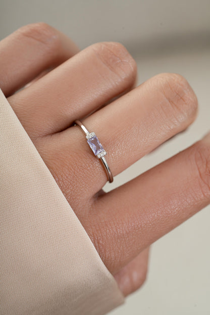 Light Amethyst Simple Baguette Ring