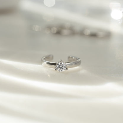 Solitaire Ear Cuff