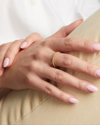 Thick Spiral Ring
