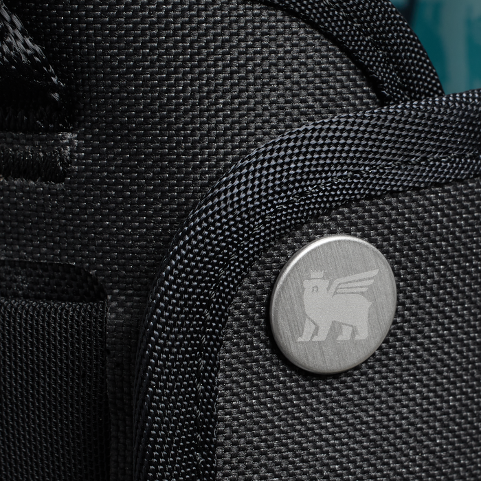 The All Day 30 OZ Quencher Carry-All | 0.89 L