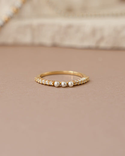 Three Pearl Ring