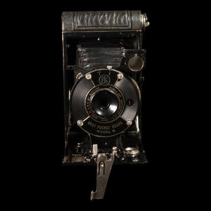 Vest Pocket Kodak Model B, With Box - 1925 to 1934 - Antique Camera