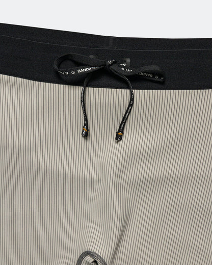 Womens Striped Cadence 5in Compression Shorts - Plaster/Slate