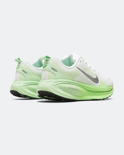 Womens Vomero 18 - White/Metallic SIlver-Illusion Green