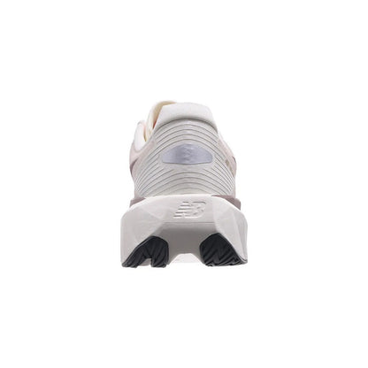 Zapatilla New Balance FuelCell Rebel V5 De Mujer