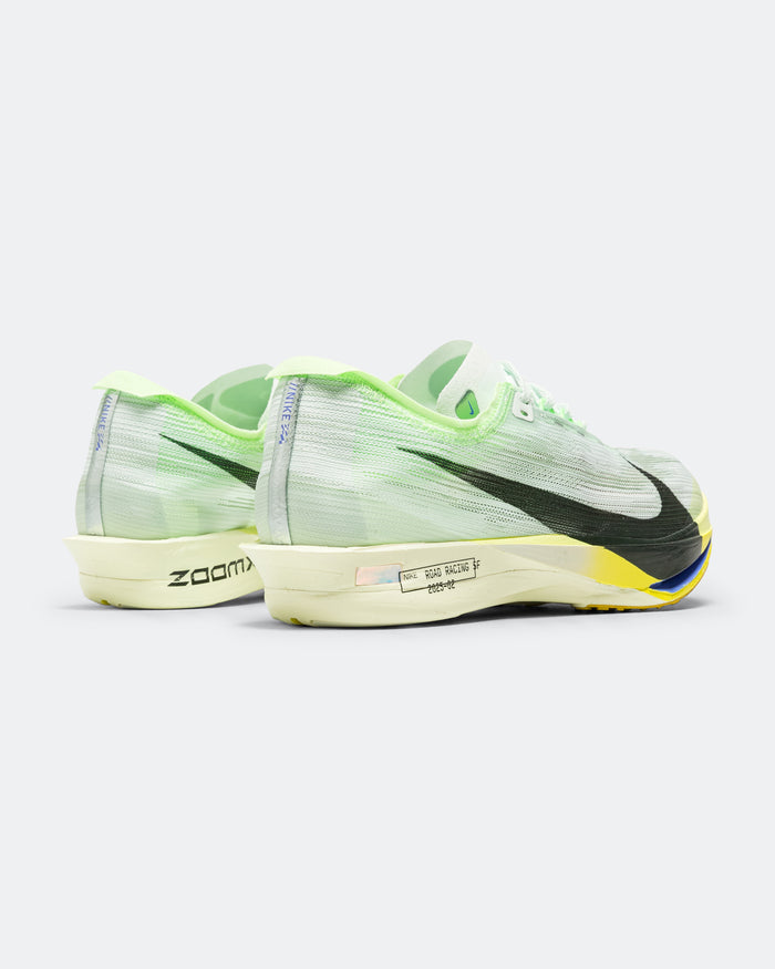 ZoomX Streakfly 2 - Barely Green/Black Spruce-Volt Ice
